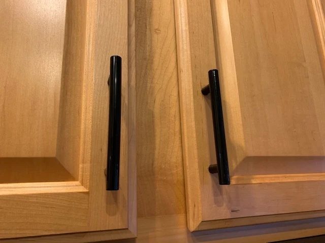 Remplacement de la poignée de l'armoire de cuisine