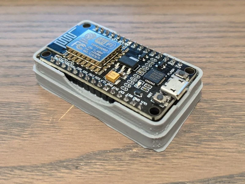 Boîtier ESP8266