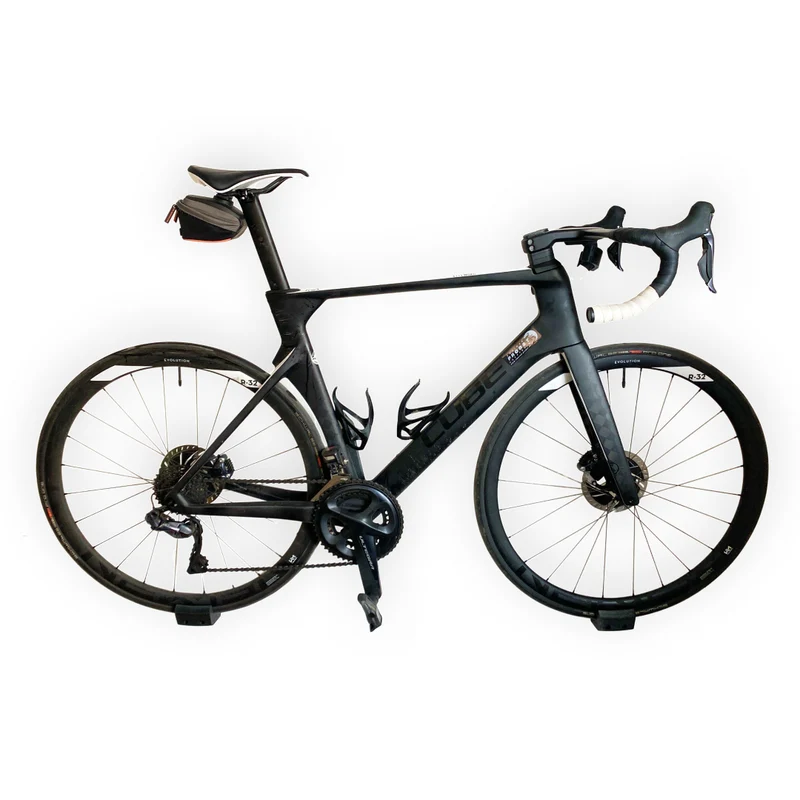 Support mural pour vélo de route