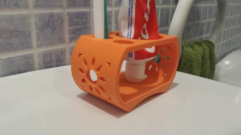 Accessoire de salle de bain : Brosse à Dents et Porte Dentifrice