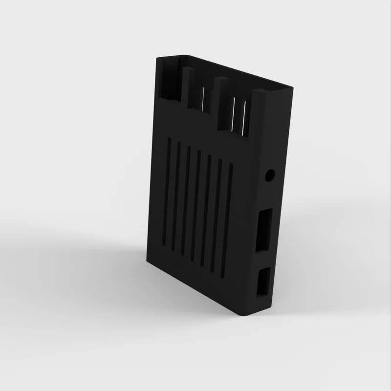 RPI2/3 Boîtier avec espace pour plaque de refroidissement