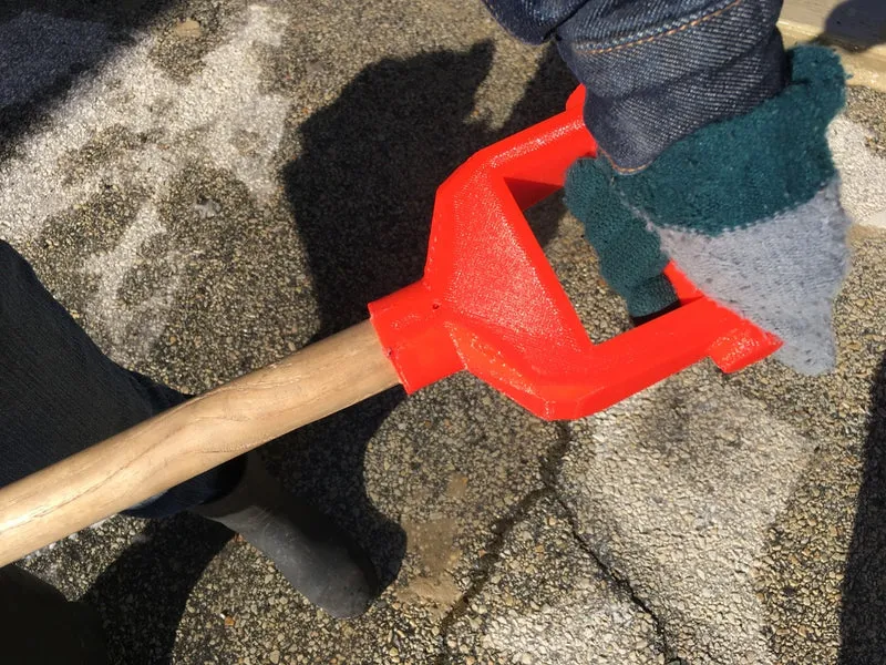 Pelle à neige de remplacement de haute durabilité pour le manche en bois de 29mm remix avec 30% d'économie de plastique et une meilleure fiabilité