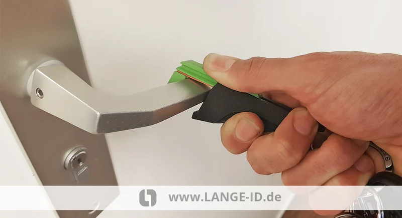 NoTouch Slider : Ouverture de porte mains libres pour minimiser le risque d'infection