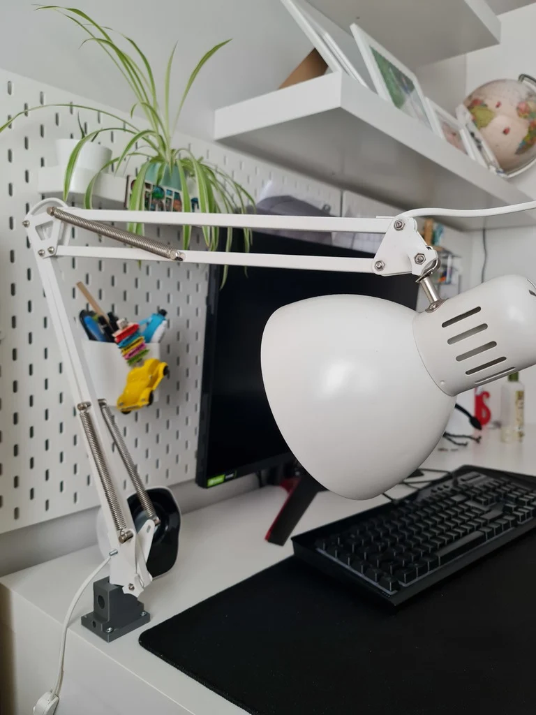 Ensemble lampe de bureau IKEA Tertial