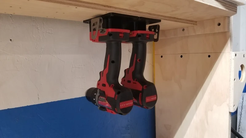 Support mural/plafond pour outil Milwaukee M18
