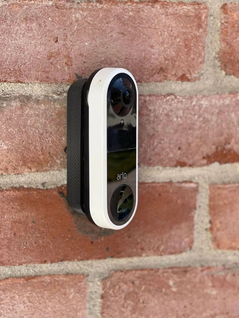 Support d'angle de 45 degrés pour sonnette Arlo. Convient pour le kit de sonnette filaire Arlo