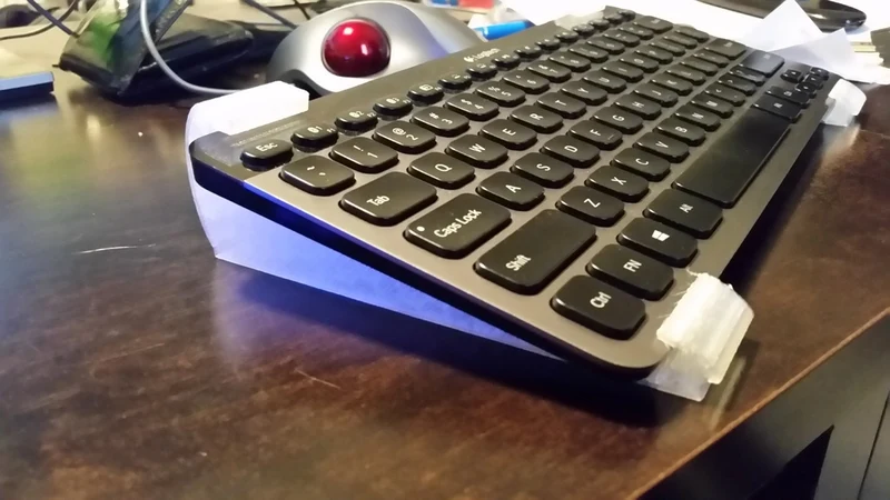 Support inclinable pour clavier Bluetooth Logitech K810