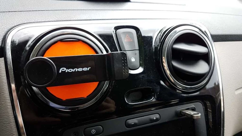 Cache soupape support téléphone pour Dacia Lodgy