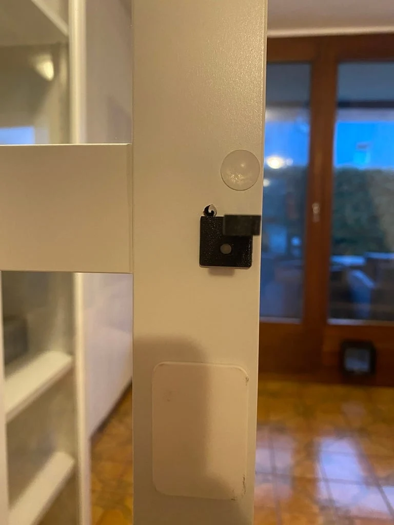 La serrure pour Ikea Billy/Oxberg convient à Rothult NFC