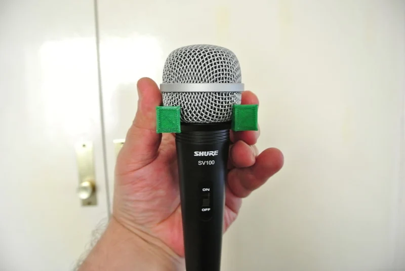 Support mural pour microphone Shure SV100
