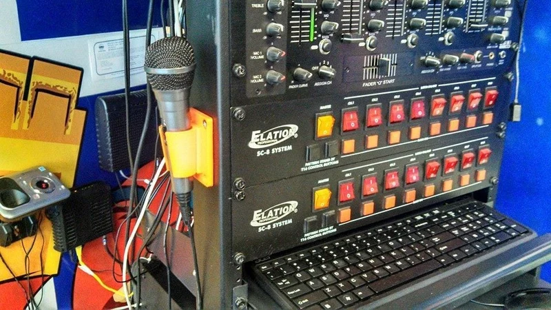 Support de microphone pour montage en rack