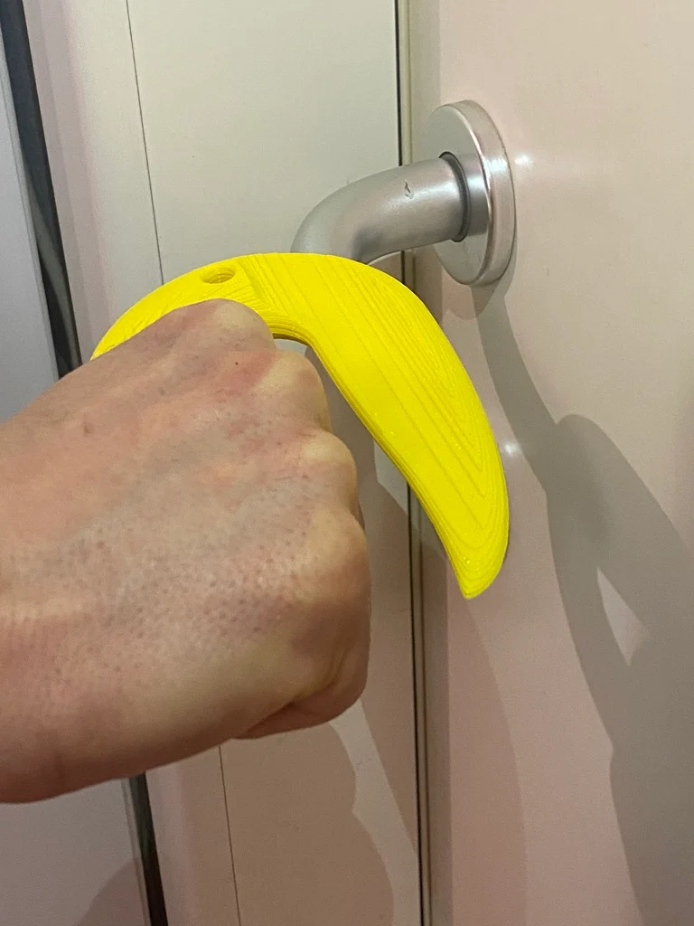 Toucan Saw Grabber : Porte-clés et ouvre-porte mains libres