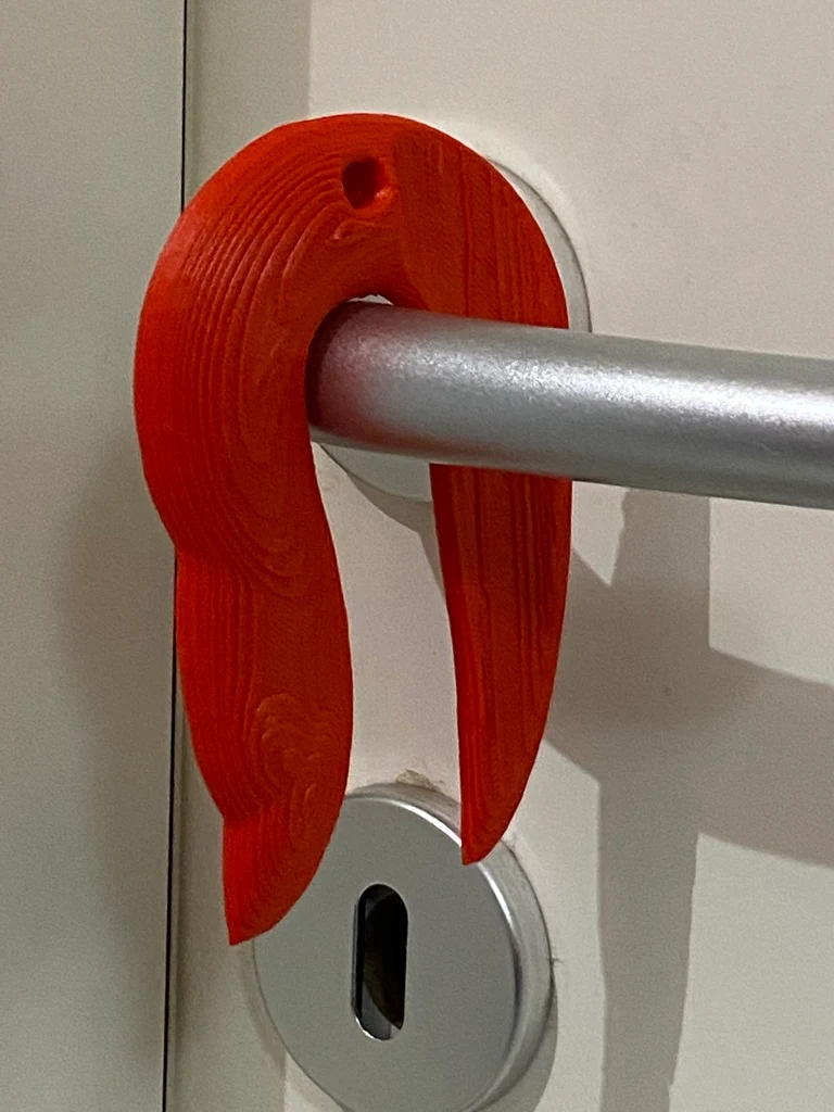 Toucan Saw Grabber : Porte-clés et ouvre-porte mains libres