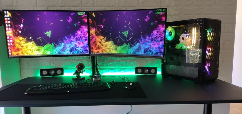 Support pour haut-parleurs Logitech Z4 pour bureau Ikea Bekant (2 pièces)