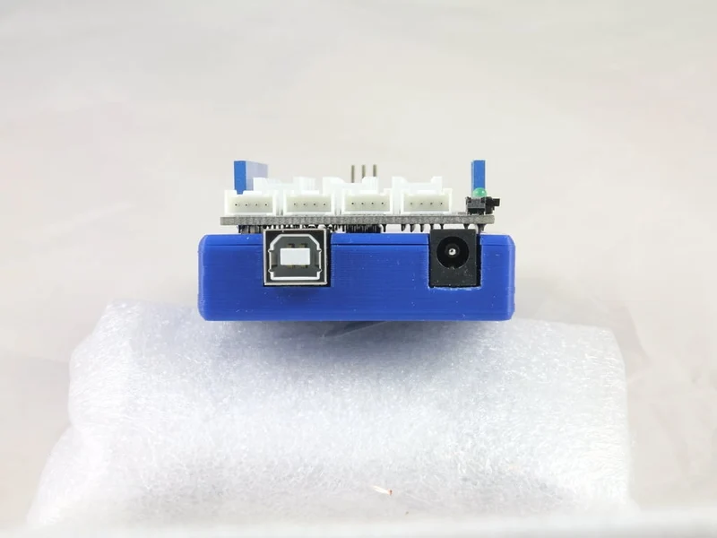 Boîtier ajusté pour Arduino Mega 2560 avec support de carte à vis