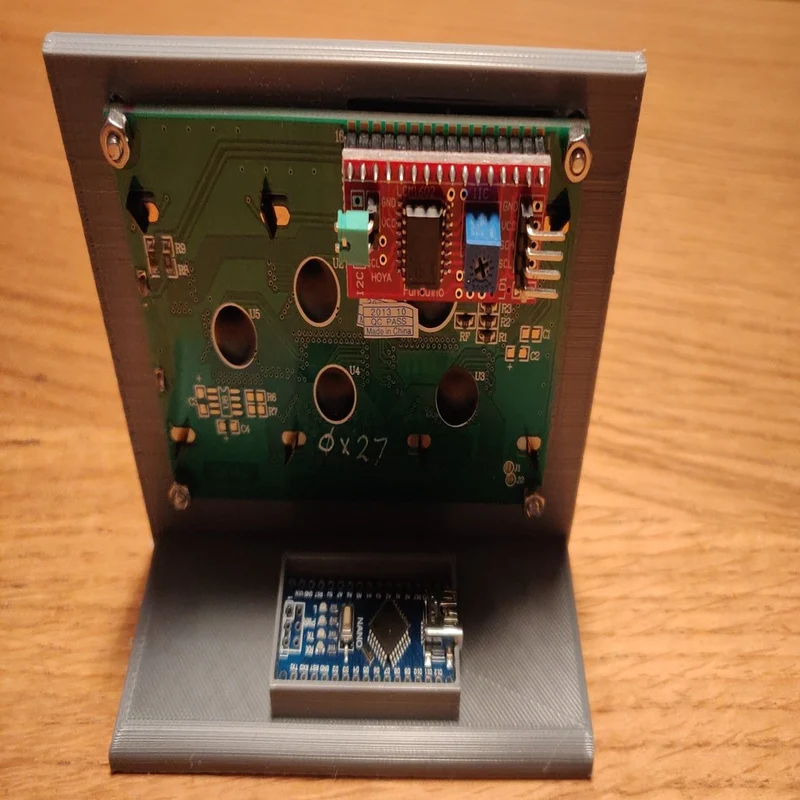 Support de moniteur LCD2004 avec support Arduino Nano