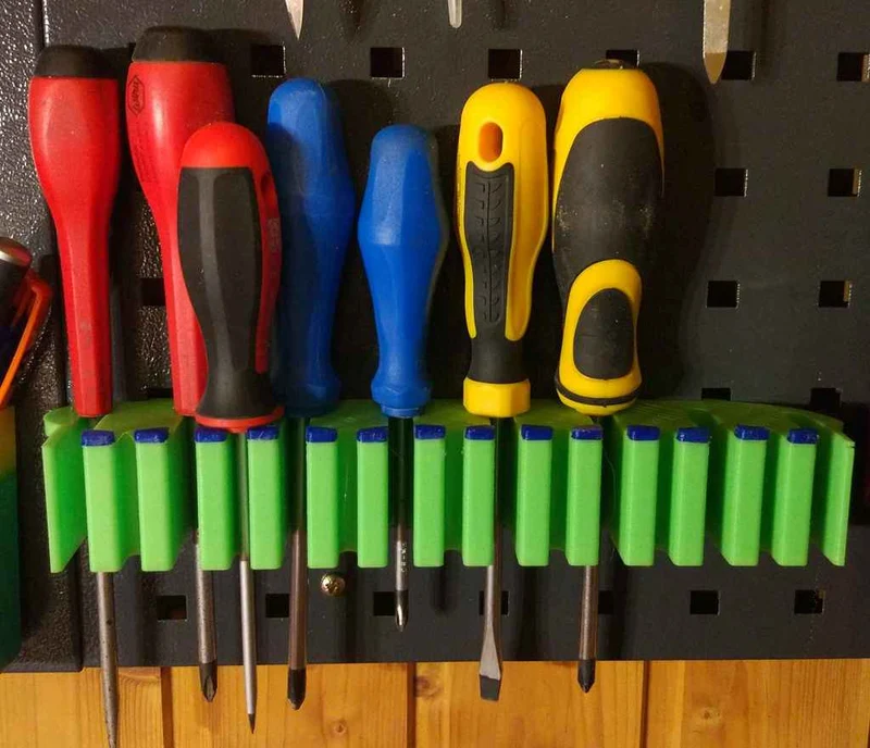 Porte-tournevis pour panneau perforé OBI