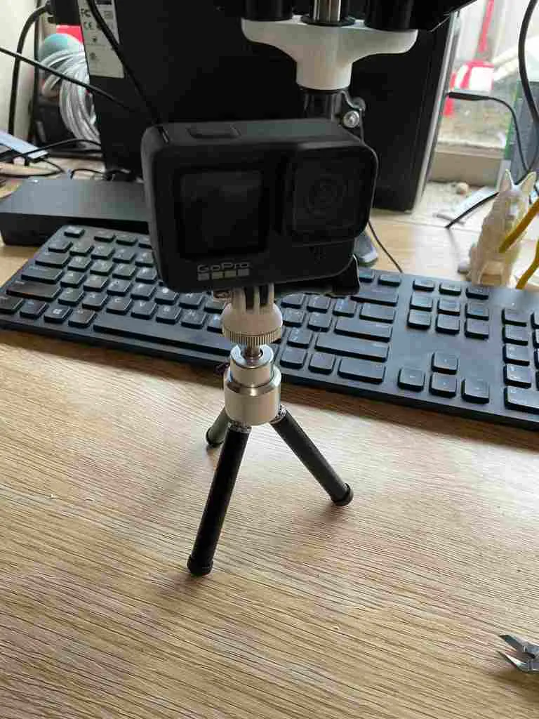 Adaptateur de montage GoPro vers trépied 1/4"