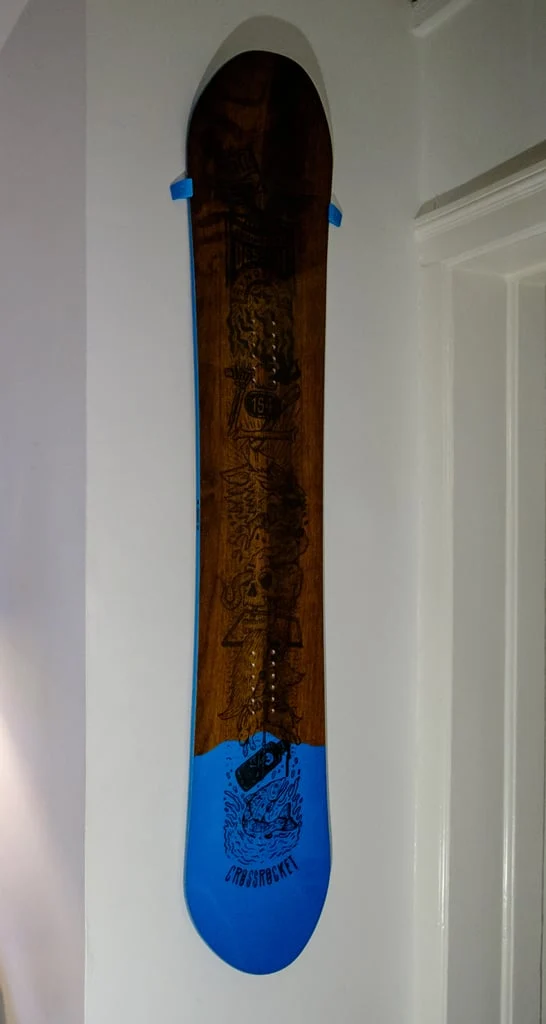 Support mural vertical pour snowboard (4 pièces)