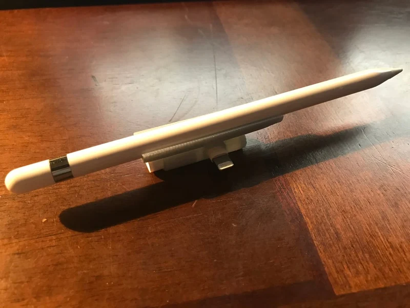 Porte-crayon Apple pour iPad Pro avec port Lightning