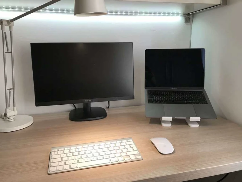 Support pour ordinateur portable 2 positions pour MacBook Pro 13"