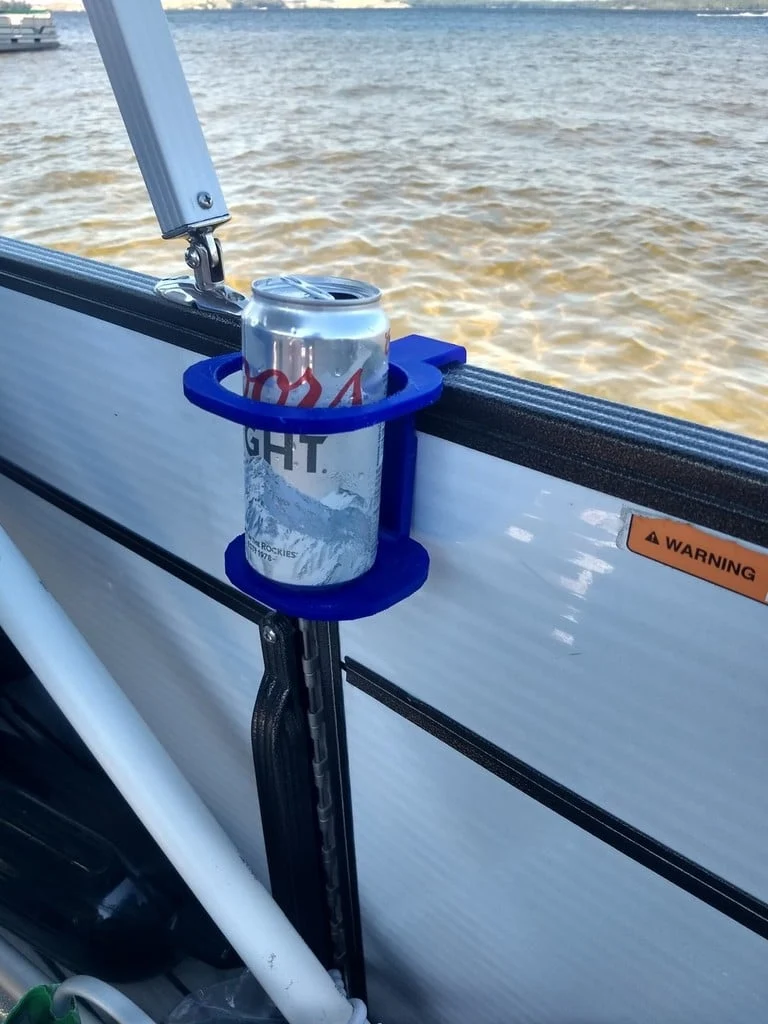 Porte-gobelet clipsable pour bateau ponton