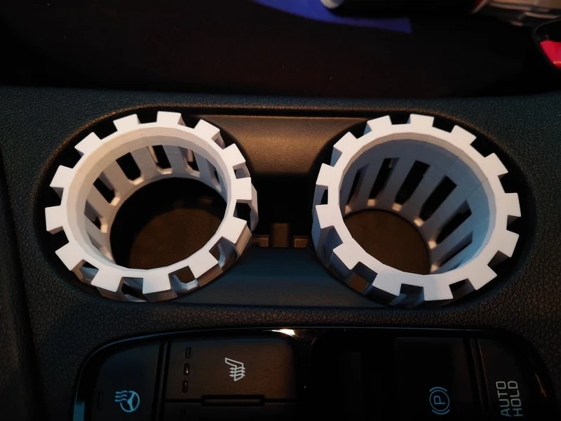 Adaptateur porte-gobelet de voiture pour canettes Coca Cola étroites