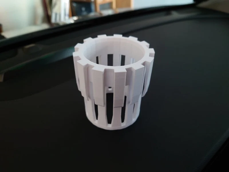 Adaptateur porte-gobelet de voiture pour canettes Coca Cola étroites
