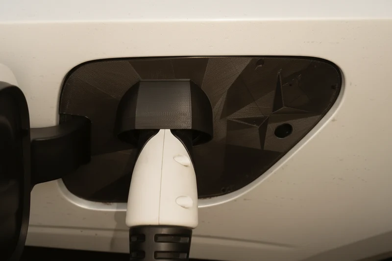 Housse de protection contre la neige pour Polestar 2 - Protégez le port de charge.