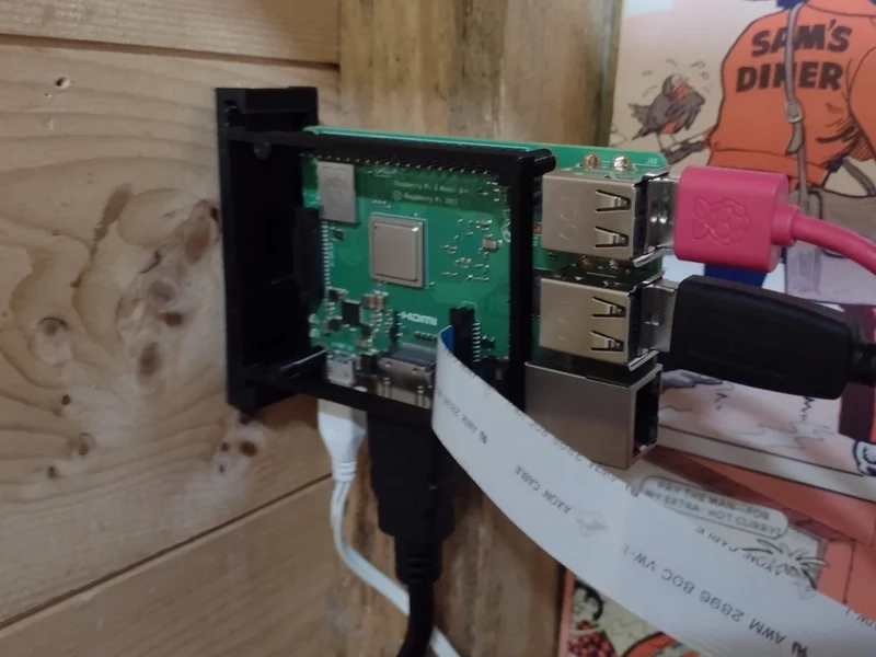 Support mural vertical/horizontal pour Raspberry Pi
